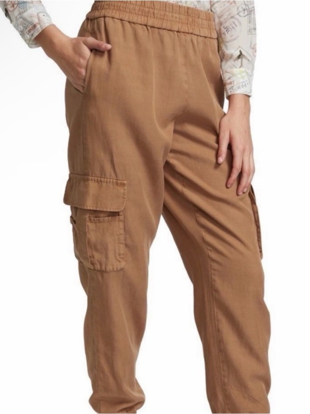 Alice + Olivia Tan Cargo Jogger Pants